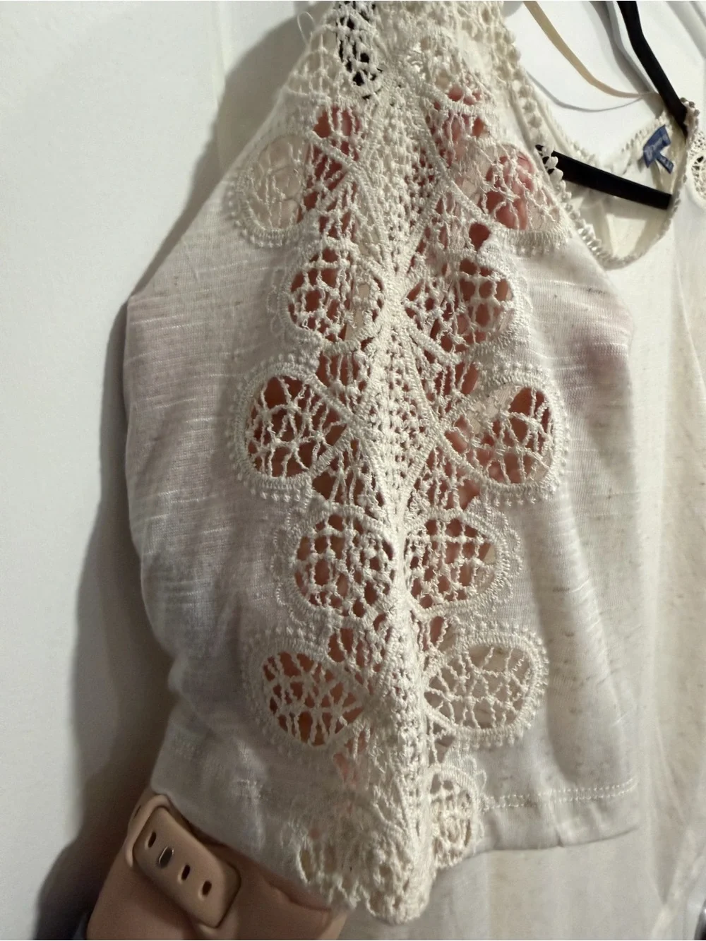 Democracy Cream Short-Sleeve Crochet Shoulder Top Size XL